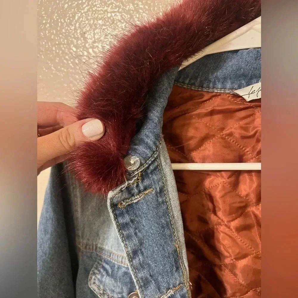 Denim Jacket with Faux Fur Collar - Picture 4 of 8